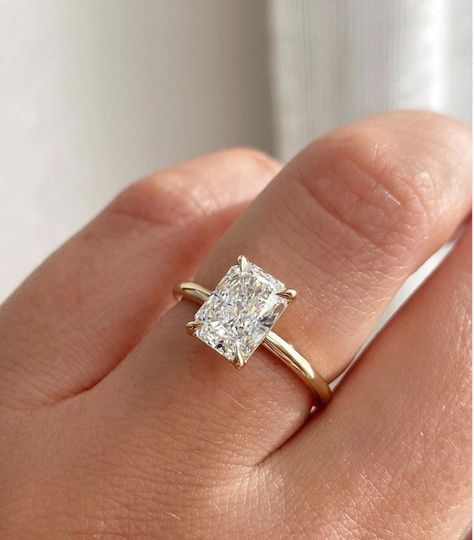 Rectangle Engagement Rings, Square Wedding Rings, Gold Band Engagement Rings, Gold Band Wedding Ring, Square Engagement Rings, Pretty Engagement Rings, Dream Wedding Ring, Radiant Cut Engagement Rings, Cute Engagement Rings