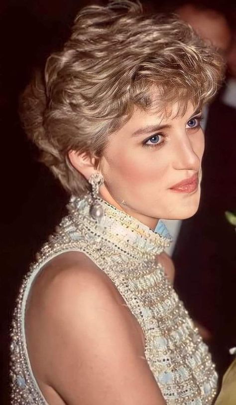 Princess Diana Haircut, Princess Diana Daughter, Princess Diana Tiara, Diana Haircut, Diana Hair, Princess Diana Hair, Princess Diana Dresses, Queen Diana, Princess Diana Wedding