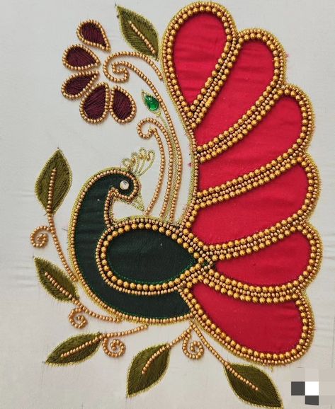 Aari Embroidery Motifs Design, Peacock Drawing For Embroidery, Peacock Drawing Aari Work, Aariwork Peacock Design, Motifs For Aari Work, Fabric Paint With Aari Work, Pecok Design Painting, Picoke Bird Aari Work, Aari Work Peacock Designs Tracing