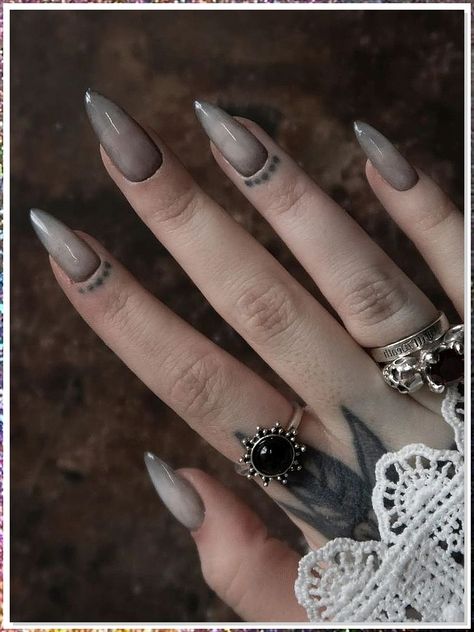 If you're looking for a way to add a little edge to your look, Goth stiletto nails are perfect! These nails are designed with a long, thin blade on one end and a pointy, black stiletto on the other. They are perfect for a Goth look and can be paired with a black dress or clothing to create the perfect look.