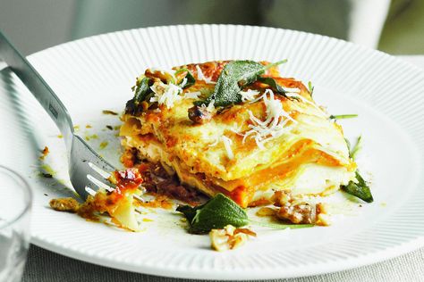 Pumpkin, sage and ricotta lasagne - yummy. This vegetarian pasta recipe has won over taste.com.au members for good reason! Dairy Free Pasta, Eggplant Lasagna, Lasagne Recipes, Vegan Lasagna, Veggie Lasagna, Vegetarian Pasta Recipes, Vegetable Lasagna, Cashew Cheese, Vegetarian Pasta