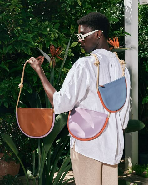 Colourways for a bit of play ~ ⁠ ⁠ The Selene Bag coming in hot with versatile colours and a fun colour pop trim. ⁠Which one is your favourite?⁠ ⁠ ⁠ #colourleather #projectdyad #minimalistdesign #handmadewithcare #madeinsouthafrica #contemporarydesign #southafricandesign #supportlocaldesign #slowfashion #leatherdesign #handmadeleatherbags #southafricanfashion #lovezabuyza #shopsouthafrica African High Fashion, Practical Organization, Blue Lobster, African Accessories, Black Sky, Brown Crossbody Bag, Leather Sling Bag, Trendy Aesthetic, Large Wallet