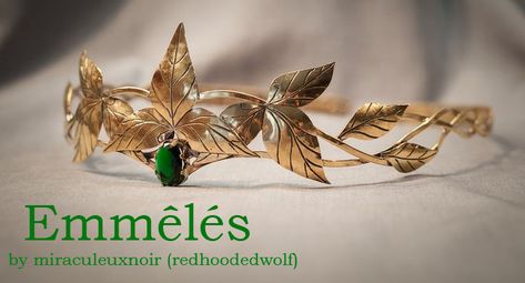 Emmêlés - Chapter 1 - miraculeuxnoir (redhoodedwolf) - Miraculous Ladybug [Archive of Our Own] Elven Tiara, Royalcore Aesthetic, Crown Aesthetic, Fairy Ears, Eagle Wallpaper, Leaf Crown, Elven Jewelry, Bride Headband, Holly Black