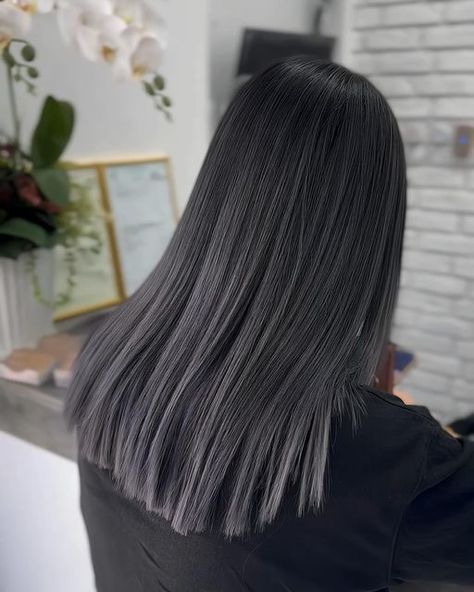 Glen Hew on Instagram: "Gunmetal Grey Balayage ⚙️ 50/50 Bleach + Shadow Roots & Base   Prelightening with @milbon.japan high bleach + 3%   Color with @addicthy_color Pale Silver + Pale Khaki   Assist @jun__kami @ahtong_kami @rien_kami @flo_kamisalon @winnie.cmarkito @kamisalonsandakan @kamihairgroup" Dark Grey Hair Balayage, Highlights Ash Gray, Ash Grey Hair Balayage, Gunmetal Grey Hair, Gray Balayage On Dark Hair, Gunmetal Hair, Dark Ash Hair Color, Dye Highlights, Dark Grey Hair Color