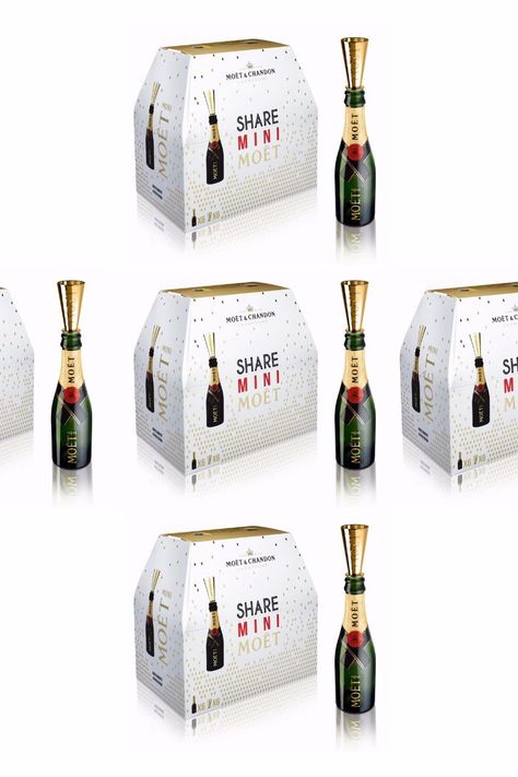 Fancy Party Favors For Adults, Mini Moet Bottles Champagne, Champagne Moet, Champagne Favors, Champagne Campaign, Moët Chandon, Mini Champagne Bottles, Champagne Gift, Champagne Party