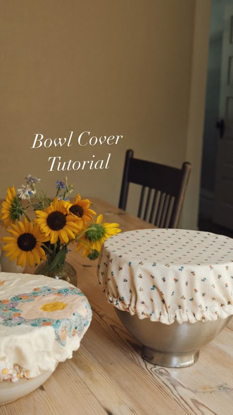 @kaylinraerolfe Sewing, vintage fabric, bowl cover tutorial, florals, vintage quilt, sourdough, bread bowl cover, film Fabric Dish Covers, Sewing Bowl Covers, Mixer Bowl Cover Diy, Kitchen Aid Bowl Cover Diy, Sewing Kitchen Accessories, Cottagecore Gifts Diy, Bowl Covers Diy How To Make, Vintage Sewing Projects, Bowl Cover Pattern