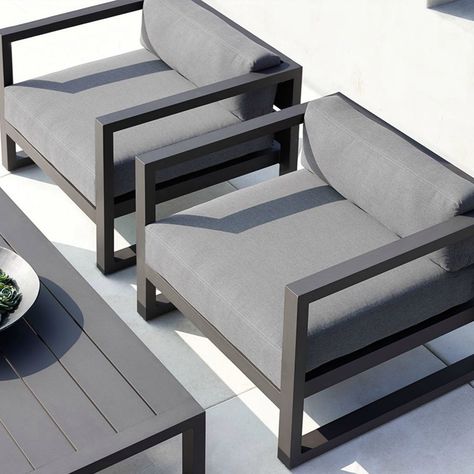 Outdoor Aluminum Alloy Sofa Four Piece Set, Terrace Garden Bar Waterproof Sofa Furniture Set - AliExpress 1503 Sleek Outdoor Furniture, Steel Sofa, Welded Furniture, Metal Sofa, Metal Furniture Design, Fantastic Furniture, Wooden Sofa, Iron Furniture, Creative Furniture