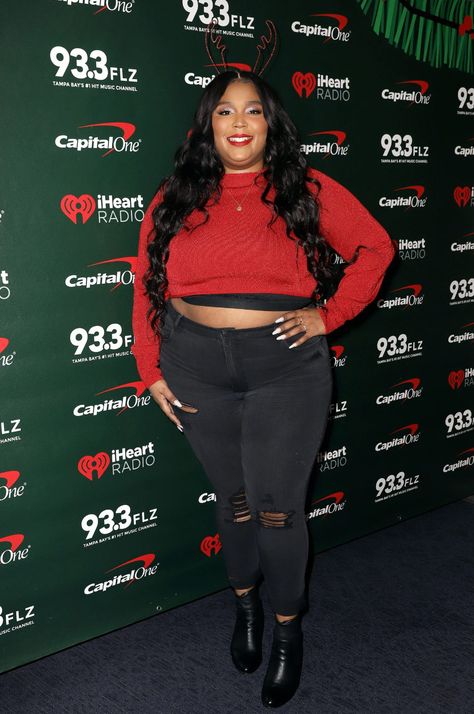 Yes, staying warm in the cold weather is a priority but so is looking cute. We’ve got your outfit inspiration covered. Lizzo Outfit, Lizzo Outfits, Plus Size Red Carpet, Pinterest Inspired Outfits, Venus Outfits, Best Celebrity Street Style, Winter Outfits Black Women, Winter Outfits Black, Beige Ankle Boots