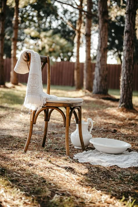 Feet Washing Ceremony, Wedding Dinner Table Setting, Christ Centered Wedding, Unity Ideas, Wedding Photography Detail Shots, Christian Wedding Ceremony, Wedding Shot List, Christian Couples, Unity Ceremony