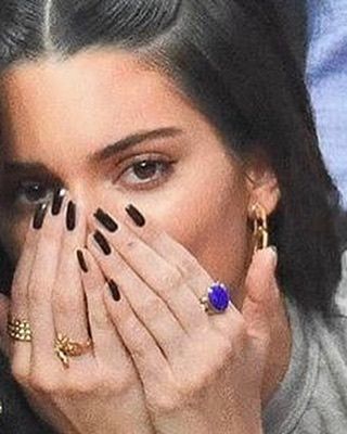 Kendall Jenner Nails, Jenner Nails, Black Manicure, Kendall Jenner, The Face, Manicure, Drop Earrings, Couture, Nails