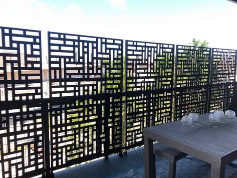 How to fix a bad view balcony - Balcony Boss Privacy Planters, Privacy Planter, Lattice Screen, Balcony Privacy Screen, Bamboo Privacy, Outdoor Space Ideas, Balcony Privacy, Balcony Gardens, Balcony View