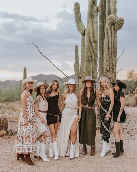 bachelorette goddess ✨ Cowboy And Cowgirl Wedding Ideas, Desert Party Outfit, Cowboy Gala Outfit, Boho Sheek Outfits, Boho Rodeo Party, Cowgirl Formal Outfits, Western Chic Bachelorette Party, Cowboy Party Outfit Women, Cowboy Gala