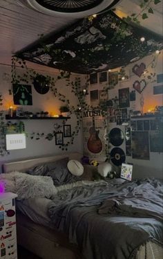 Bed Room, Room Ideas, Room Decor, Bedroom, Bed, Plants, Wall