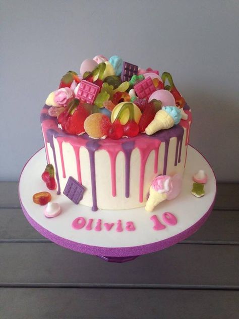 Cake Decorated With Sweets, Gummy Cake Birthdays, Sweetie Birthday Cake, Drippy Cakes, Thomas Cake, Sweetie Cake, 7th Birthday Cake, Birthday Cakes For Girls, 7th Birthday Cakes