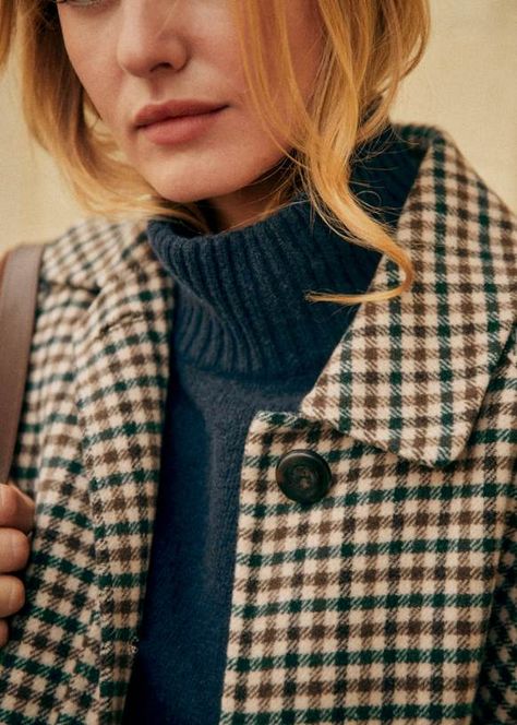 Clyde Coat - Taupe - Recycled wool - Sézane Tweed Style Woman, Sezane Workwear, Sezane Fall 2024, Sezane Aesthetic, Sezane Coat, Checkered Coat Outfit, Checked Coat Outfit, Dark Academia Closet, Wool Jacket Outfit