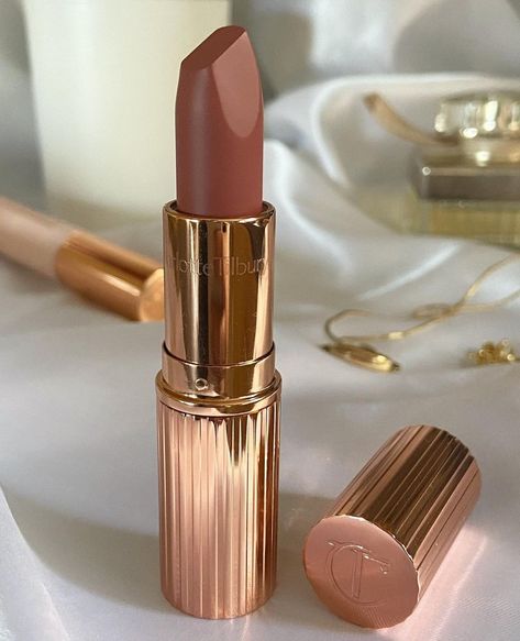 Pillowtalk Lipstick, Lipstick Pillow Talk, Charlotte Tilbury Pillow Talk Lipstick, Pillow Talk Medium, Revolution Lipstick, Pillow Talk Lipstick, Charlotte Tilbury Pillow Talk, Makeup Accesories, Fancy Makeup