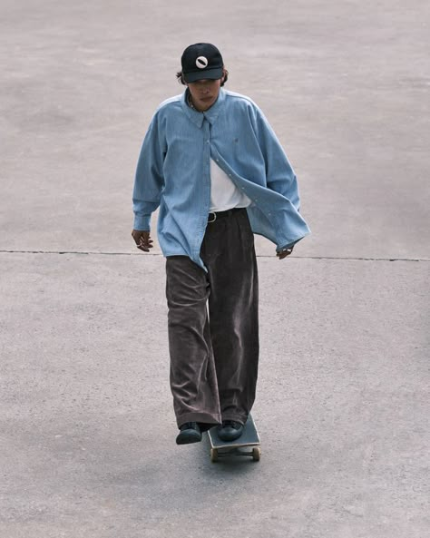 Mens Fashion Skater, Skate Outfit Men, Japanese Streetwear Fashion, Skateboard Outfit, Skateboard Outfits, Formal Streetwear, Skate Fashion, Skater Fashion, Skateboard Fashion