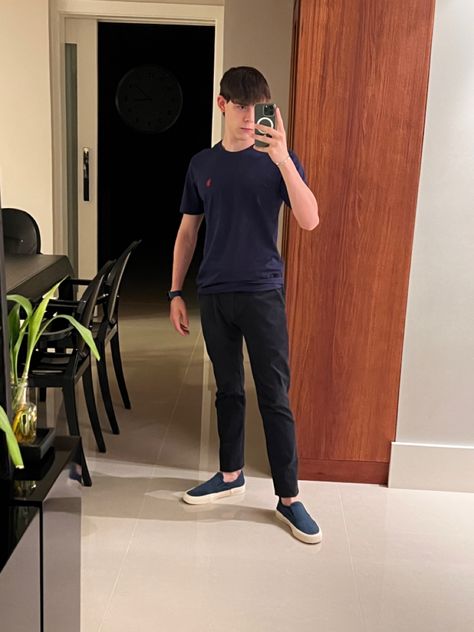 Heavenly Idol, Navy Blue Outfit, Old Money Outfit, Style Boy, Money Outfit, Blue Outfits, Guys Clothing Styles, Aesthetic Guys, Mens Casual Dress