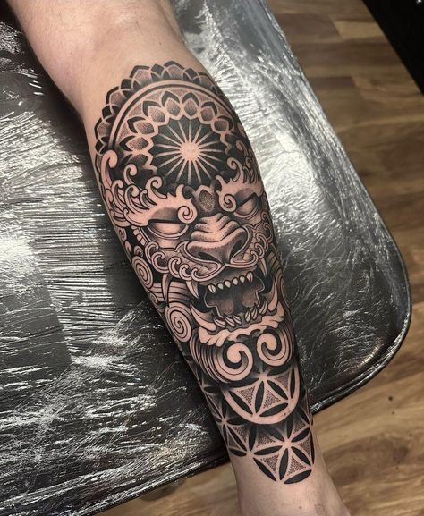 Rio Tattoo, Mandala Tattoo Men, Tato Mandala, Dotwork Tattoo Mandala, Geometric Tattoo Sleeve Designs, Small Chest Tattoos, Lion Tattoo Sleeves, Full Leg Tattoos, Full Tattoo