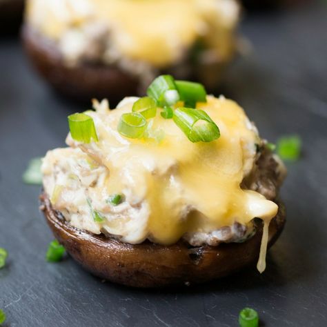 Rich, creamy Crab and Gouda Stuffed Mushrooms, with sweet lump crabmeat, garlic, and Dijon, are a perfect appetizer or side dish for any celebration! Salmon Sketch, Gouda Recipes, Crockpot Videos, Italian Christmas Eve, Raw Cream, Feast Of The Seven Fishes, Crab Stuffed Mushrooms, Hors Doeuvres, Creamy Crab