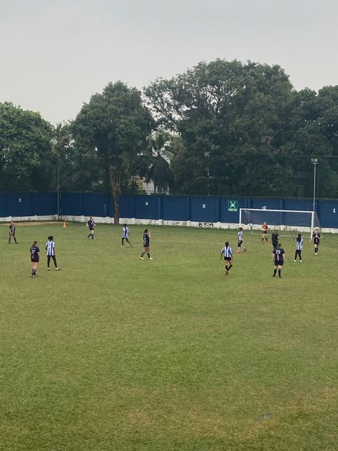 Football Match Aesthetic, Football Crowd, Football Game Aesthetic, Game Aesthetic, Football Football, Football Match, School Football, Football Game, Secondary School