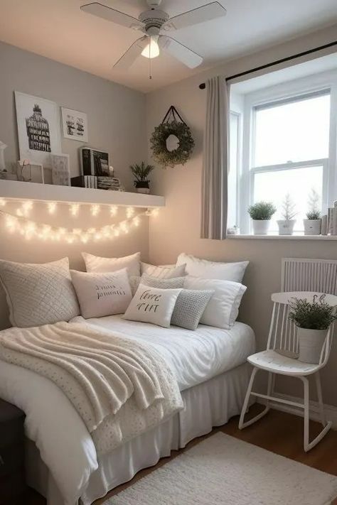 30+ Awesome Teenage Girl Bedroom Decorating Ideas - HubPages Bedroom Ideas Modern, Bedroom Hacks, Dream Bedroom Inspiration, Decor Ideas Bedroom, Bedroom Cozy, Bedroom Remodel, Room Redesign, Modern Bedroom Decor, Bedroom Modern