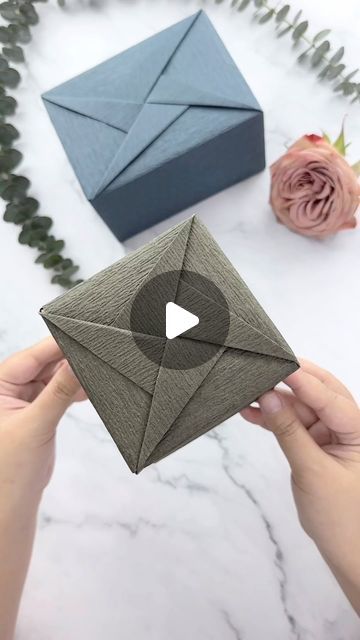 Wrapping Design, Gift Wrap Envelope, How To Gift Wrap A Watch, How To Wrap A Watch As A Gift, How To Pack Watch For Gift, Wrapping Boxes, Cute Wrapping Ideas For Small Gifts, Wrap Box Gift, How To Wrap A Jewelry Box Small Gifts