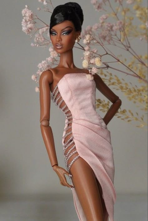 Black Barbie Outfits, Barbie Pics, Fashion Thoughts, Barbie Halloween, Diy Barbie Clothes, Diva Dolls, Glamour Dolls, Barbie Dress Fashion, Halloween Costumes For Women