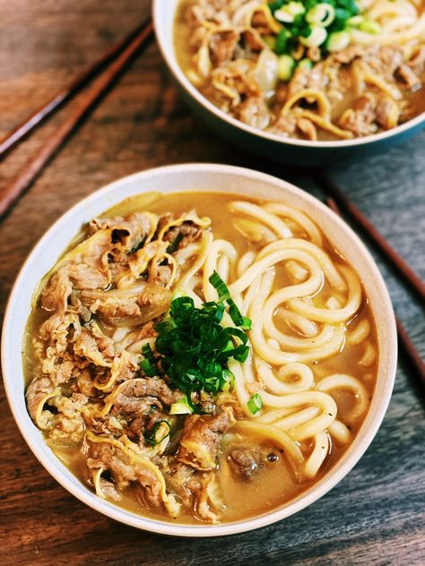 Asian Recipes Noodles, Chicken Asian Recipes, Shanghai Noodles, Dinner Recipes Beef, Beef Udon, Mango Sago, Curry Beef, Udon Recipe, Noodles Asian