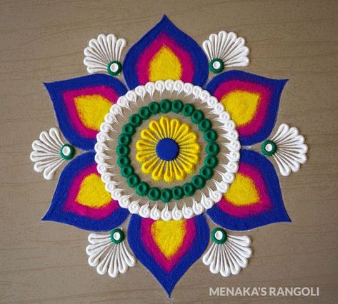 Vibrant Diwali Rangoli Designs That Will Leave You Spellbound Color Rangoli, Rangoli Designs For Competition, Easy Rangoli Designs Videos, Very Easy Rangoli Designs, Rangoli Designs Simple Diwali, Rangoli Designs Photos, Rangoli Simple, Easy Rangoli Designs Diwali, Rangoli Colours