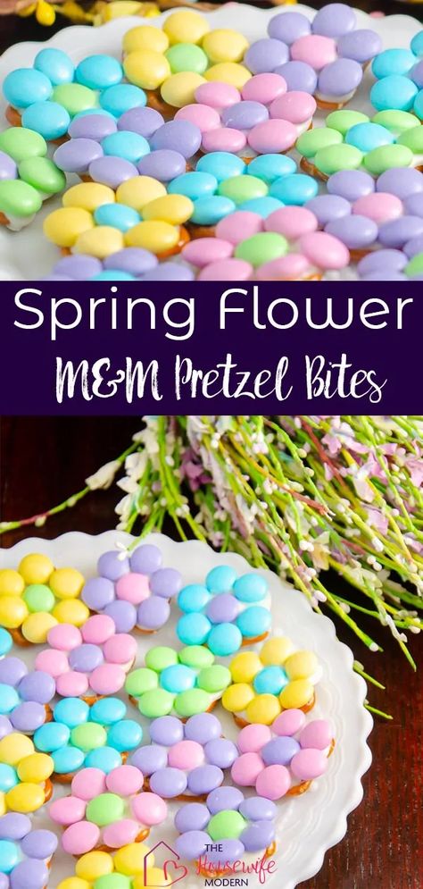 Easter Pretzel Treats, Pretzel Candy Melts, Flower Pretzel Bites, Easter Bark Recipe, Flower Shaped Food, Easter Pretzel, Spring Sweets, Christmas Pretzels, Spring Flower Crafts