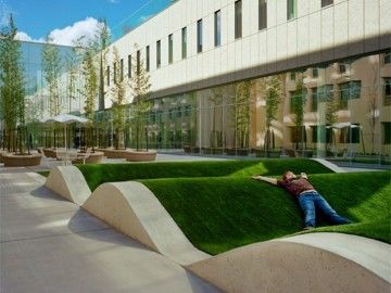 Randall Children's Hospital | Landscape Performance Series Horticulture Therapy, Campus Landscape, Architecture Foundation, Campus Design, Landform, Healing Garden, Sensory Garden, Makijaż Smokey Eye, Hospital Design