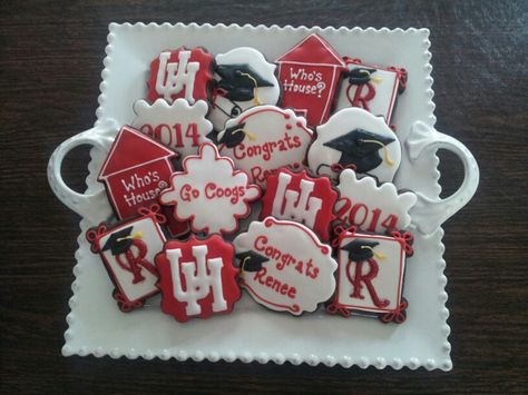 UH University of Houston graduation decorated sugar cookies Go Coogs. All copyrighted material used with permission. University Of Houston Cake, Uh Graduation Party, University Of Houston Graduation Party, University Of Houston Graduation, High School Graduation Cupcakes, Graduation Dessert Ideas, College Grad Party Decor, Cap Decorating Ideas, Graduate Ideas