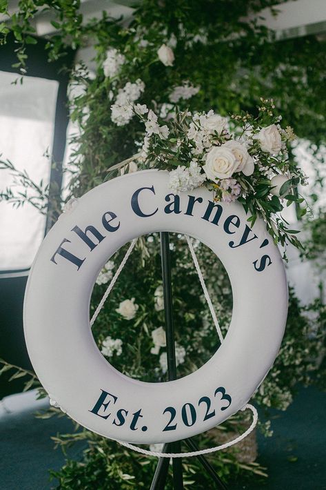 Hudson River yacht wedding with Manhattan skyline views Wedding Yacht Decorations, Weddings On A Yacht, Boat Wedding Decor, Boat Theme Wedding, Boat Themed Wedding, Boat Engagement Party, Boat Rehearsal Dinner, Wedding Boat Party, Simple Coastal Wedding