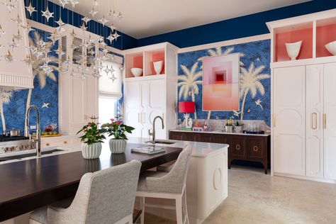 Take A Look: 2024 Kips Bay Palm Beach Showhouse — Fenimore Lane Kohler Tub, Gracie Wallpaper, Dove Design, Home Bar Design, Inspirational Decor, Show House, Colorful Interior Design, Beach Kitchens, Scenic Wallpaper