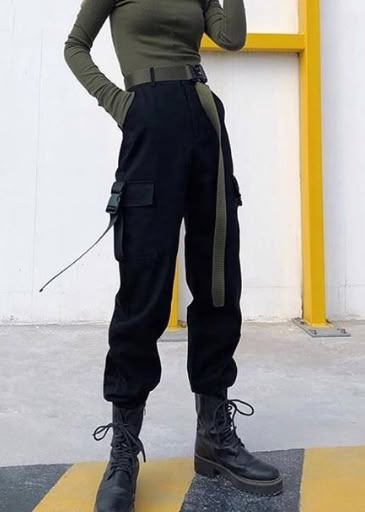 Combat Style Outfit, Army Core Outfits, Turtle Neck Sleeveless Top Outfit, Black Cargo Pants Aesthetic, Black Combat Outfit, Military Aesthetic Outfit, Training Outfit Combat, Adventurer Outfit Female, Tech Outfits Women