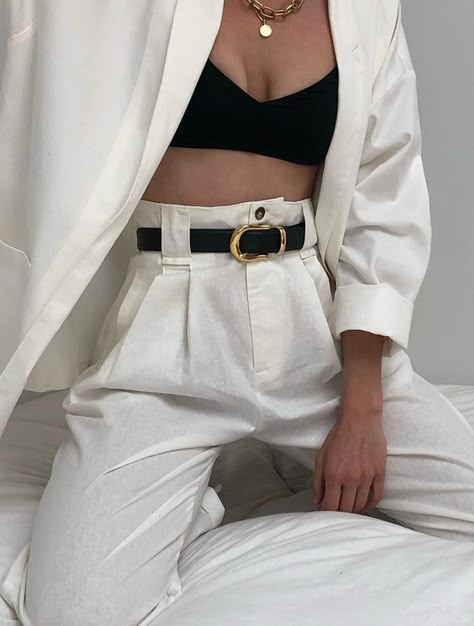 6 Incredibly Chic Bra Top Outfits to Wear as an Adult | Who What Wear UK Bra Top Outfit, Bra Outfit, Chic Bra, Mode Inspo, Looks Chic, Paco Rabanne, White Pants, Looks Vintage, Who What Wear