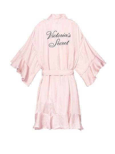 Victoria's Secret Aesthetic, Cute Lounge, Lingerie Catalog, Victoria Secret Pajamas, Dr Wardrobe, Victoria's Secret Angel, Dr Closet, Victoria Secrets, Birthday Wishlist