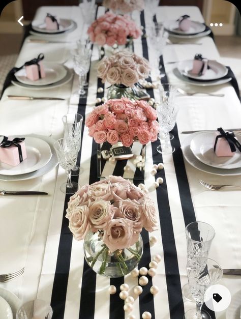 Vintage Chanel Party, Chanel Theme Bridal Shower, Diy Chanel Party Decorations, Chanel Themed Bridal Shower Ideas, Chanel Aesthetic Birthday, Chanel Theme Bridal Shower Decor, Fashion Birthday Party Ideas For Women, Paris Theme Bridal Shower Ideas Decor, Chanel Bday Party Ideas