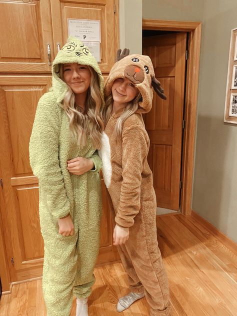 Onsie Costume Couple, Duo Halloween Costumes Onesies, Halloween Costumes Onesies, Onesie Halloween Costumes, Sully And Boo Costume, Simple Costumes, Halloween Costume Onesie, Halloween Trio, Matching Onesies