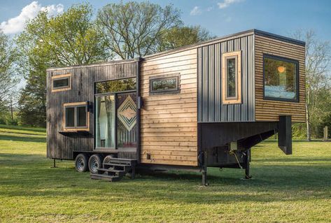 New Frontier Tiny Homes - Fine Homebuilding Tiny Homes Ideas, Tiny Home Designs, Trailer Homes, Trailer House, Tiny House Big Living, Tiny House Swoon, Cozy Houses, Tiny Home On Wheels, Diy Tiny House