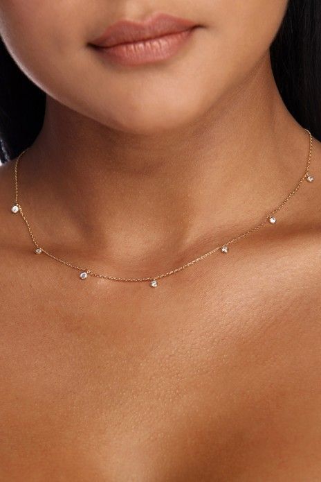 Dainty Rhinestone Necklace.  #women #crystal #necklace #jewellry #fashion #jewelry Creative Necklace, Meaningful Necklace, Coin Pendant Necklace, Earring Trends, Prom Jewelry, Stylish Necklace, Agate Jewelry, Rhinestone Necklace, Simple Necklace