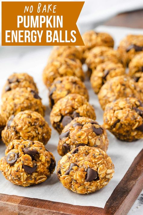 No Bake Pumpkin Pie Energy Balls, Pumpkin Oat Energy Balls, Pumpkin Chocolate Energy Balls, Pumpkin Peanut Butter Protein Balls, Pumpkin Chocolate Chip Protein Balls, Easy Pumpkin Energy Balls, Pumpkin Chocolate Chip Energy Balls, No Bake Protein Energy Balls Healthy Recipes, Healthy Oat Balls No Bake