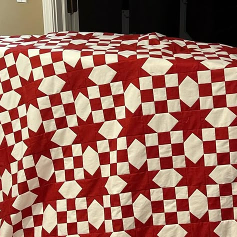 Karen English Rantis on Instagram: "Just finished Oh My Stars, from the Red and White Quilt II book. I used French General solid fabric by Moda. Can’t wait to@get this one back from the quilter!! #karenrantis #quilts #quiltsofinstagram #quilters #quiltersofinstagram #showmethefuturemoda #modafabrics #frenchgeneral #scrappyquilt #redandwhitequilt #redandwhitequilts #isew #iquilt #redandwhitequiltsbook #quilting #quiltingismytherapy #quiltingismybliss #starquilts #christmasquilt" Red And White Quilts Vintage, Quilt Blue And White, Stars And Stripes Quilt, Quilt Patterns Traditional, Hand Made Quilts, Scandinavian Quilt Patterns, Red Quilts Ideas, Light Blue And Red Aesthetic, Swedish Quilt