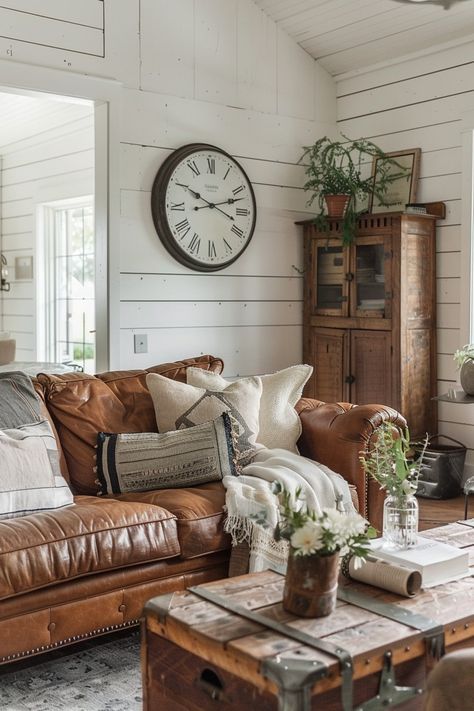 16 Modern Farmhouse Living Room Design Ideas You Will Fall In Love With! - My Decor Inspo Decor Ideas For Small Living Room, Country Chic Living Room Farmhouse Style, Modern Farmhouse Living Room Design, Country Home Living Room, Modern Farmhouse Living Room Ideas, Farmhouse Living Room Design, Modern Farmhouse Furniture, Leather Couches Living Room, Simple Ornaments