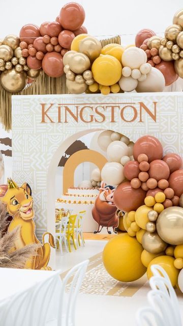 Lion King Balloon Decorations, King Theme Birthday Party Boys, Lion King Themed Birthday Party, Simba Theme Birthday Party, Lion King Theme Party 1st Birthdays, Simba Birthday Party Ideas, Lion King 1st Birthday Party, Lion King Balloons, Lion Birthday Theme