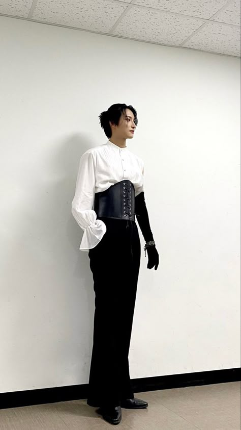 Park Seonghwa Corset, Ateez Seonghwa Stage Outfit, Ateez Pirate King Outfits, Ateez Seonghwa Outfit, Ateez Pirate Outfit, Seonghwa Outfit Inspired, Seonghwa Stage Outfit, Halazia Ateez Outfit, Ateez Stage Outfit