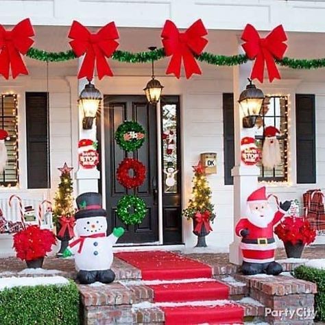 Outdoor Christmas Party, Gingerbread Christmas Decor, Easy Christmas Decorations, Christmas Porch Decor, Christmas Decorations Diy Outdoor, Christmas Porch, Christmas Door Decorations, Christmas Party Decorations, Event Ideas