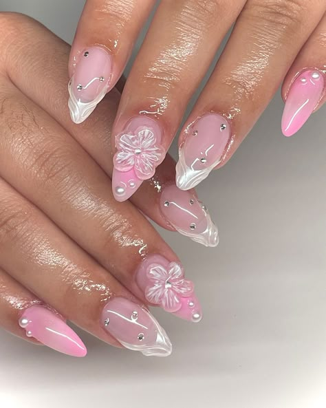 short nails don’t have to be basic 🤭🩷 • using @kiaraskynails flex gel to do the 3D flower 🌸 • use code : MIAMINAILSTUDIO10 for $$$ off… | Instagram Heavenly Nails, Summery Nails, Pretty Gel Nails, Kawaii Nails, Pink Acrylic Nails, Luxury Nails, Funky Nails, Pretty Acrylic Nails, Nail Technician