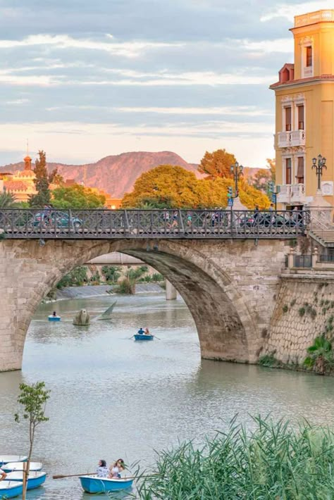 The Segura river divides the city of Murcia in two. Throughout history, it has been responsible for many floods. It has also been very polluted in the past and seen as an embarrassment to the city. Today, however, the river is beautiful, clean and has become a popular place among locals to go walking, jogging, biking, etc. Murcia Spain Aesthetic, Study Abroad Spain, Spain Life, Pokemon Core, Backpacking Spain, Travel Language, Spain Aesthetic, Spain Culture, Murcia Spain